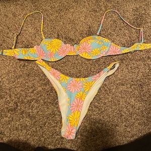 floral bikini
